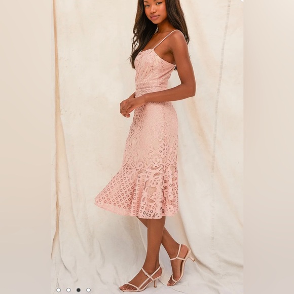 Lulu’s Unlimited Love Dusty Pink Lace Trunk Midi Dress - Picture 4 of 6